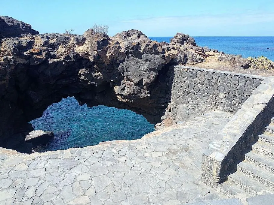 Buenas Olas Tenerife Costa Del Silencio Španělsko